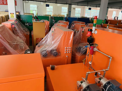 華順油氣潤滑精耕細(xì)作,嚴(yán)把產(chǎn)品質(zhì)量關(guān)