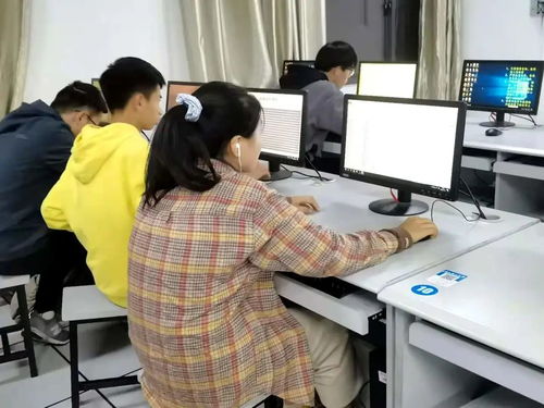 計(jì)算機(jī)基礎(chǔ)能力提升工程專(zhuān)項(xiàng)培訓(xùn)會(huì) 夯實(shí)基礎(chǔ)，賦能未來(lái)